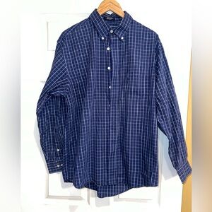 Arrow men’s dress shirt. Size large. EUC